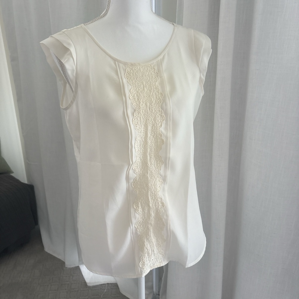 Loft Cream white Lace Trim Top